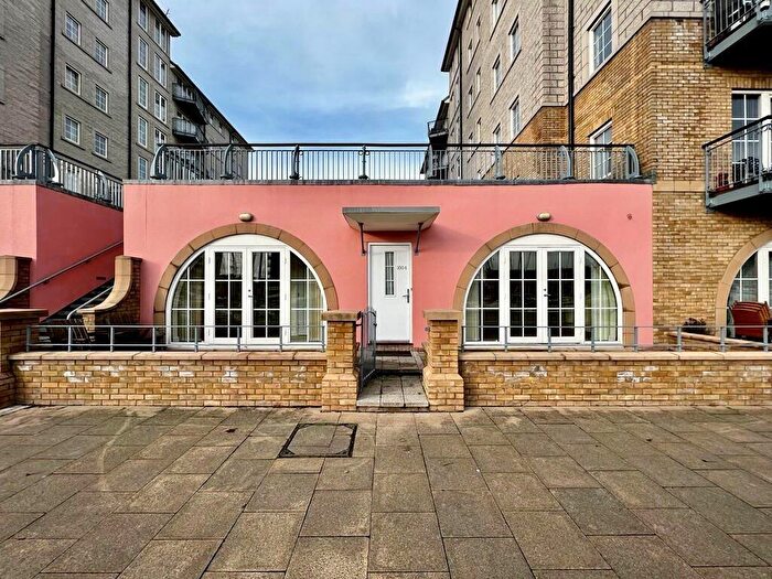 1 Bedroom Apartment To Rent In Waters Edge, Portishead, North Somerset, BS20