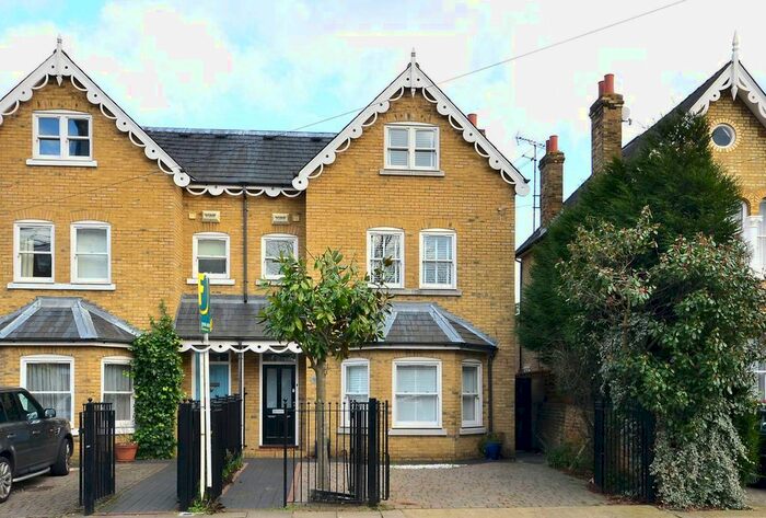 5 Bedroom Property To Rent In Burlington Road, Gunnersbury, London, W4
