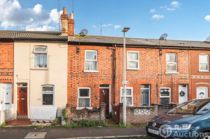 2 Bedroom Terraced House For Sale In Wolseley Street, Reading, Berkshire, RG1