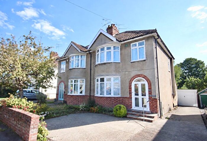 3 Bedroom Semi-detached House For Sale In Birch Grove, Chippenham, SN15