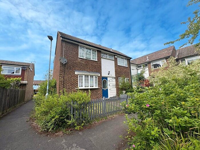4 Bedroom Terraced House To Rent In Vandyke, Bracknell, Berkshire, RG12