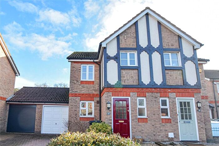 2 Bedroom Link Detached House To Rent In Bowmont Water, Didcot, Oxfordshire, OX11