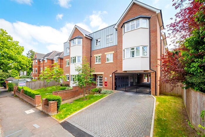 2 Bedroom Apartment For Sale In Devonshire Road, Sutton, SM2