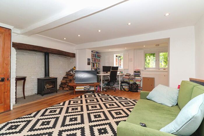 3 Bedroom Semi-Detached House For Sale In Old Green Road, Margate, Kent, CT9 - Photo 4