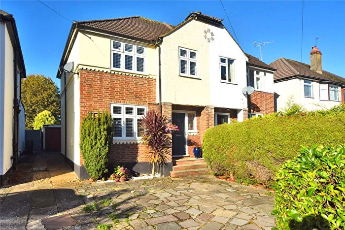 3 Bedroom Semi Detached House For Sale In Chipstead Way, Banstead, Surrey, SM7