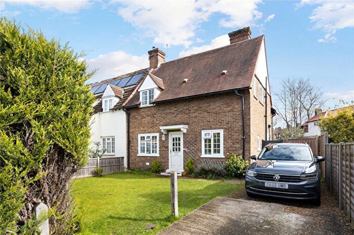 3 Bedroom Semi-Detached House To Rent In Old Palace Road, Weybridge, Surrey, KT13