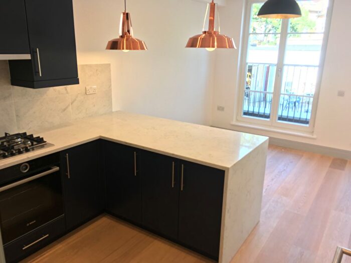 2 Bedroom Flat To Rent In Very Near Blakesley Avenue Area, Ealing Broadway West, W5