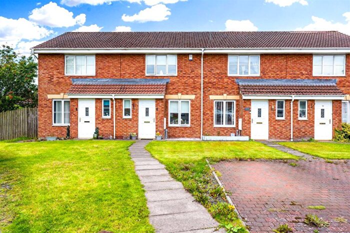 3 Bedroom Terraced House For Sale In Steel Place, Wishaw, ML2