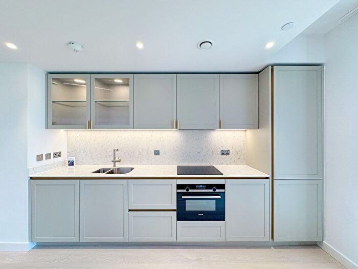 1 Bedroom Flat For Sale In Alcindor Mansions, Westend Gate, Paddington, London, W2