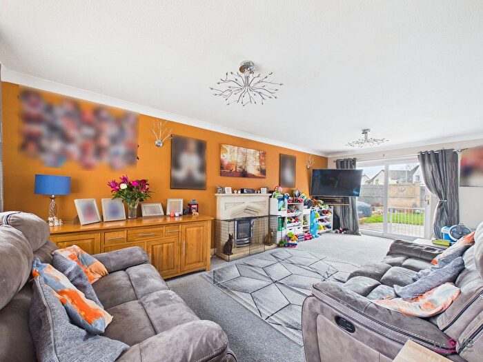 4 Bedroom Detached House For Sale In Wagtail Drive, Northway, GL20