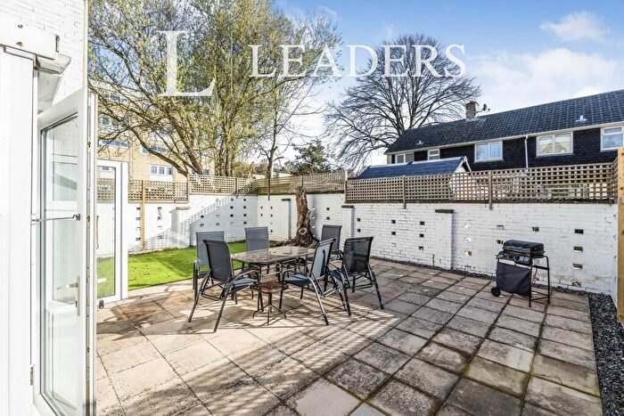 3 Bedroom End Of Terrace House To Rent In Taranto Road, Southampton, SO16