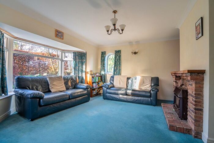 4 Bedroom Detached House For Sale In Murton Lane, Murton, York, YO19