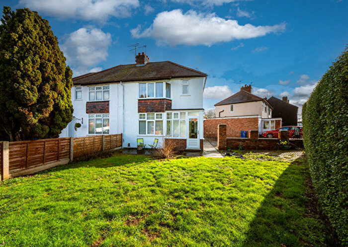 2 Bedroom Semi Detached House For Sale In Cottage Street, Kingswinford, DY6