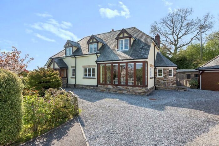 4 Bedroom Detached House For Sale In Cheriton Bishop, Exeter, EX6