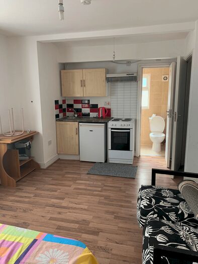 Studio To Rent In Greatfields Road, Barking, IG11