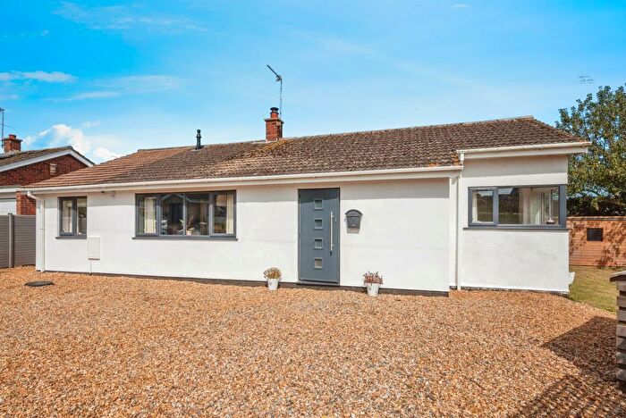 4 Bedroom Detached Bungalow For Sale In Soame Close, Aylsham, Norwich, NR11