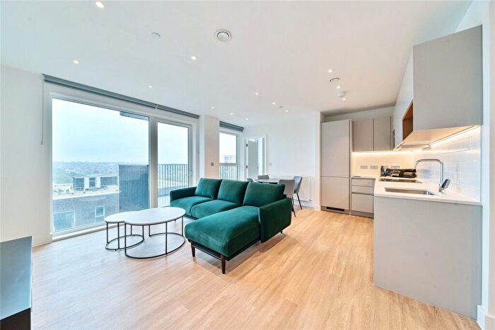 1 Bedroom Apartment To Rent In Henley Cross, London, SE3