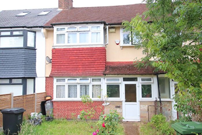 3 Bedroom Terraced House For Sale In Baring Road, London, SE12