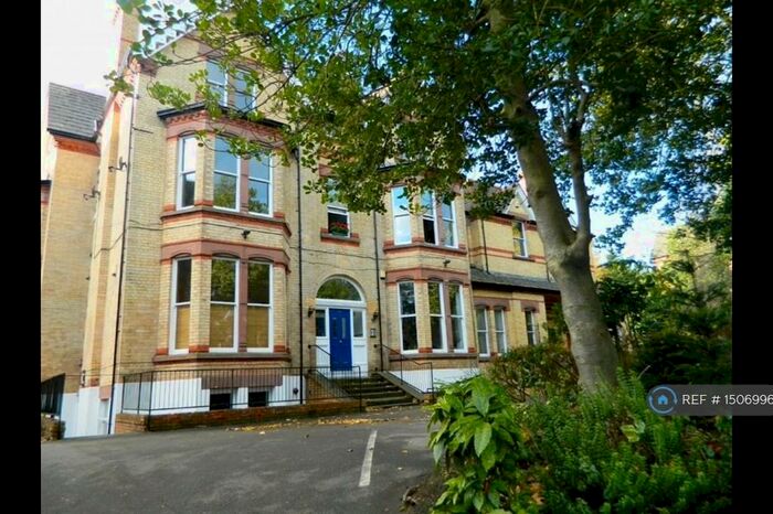 2 Bedroom Flat To Rent In Lakeside House, Liverpool, L17