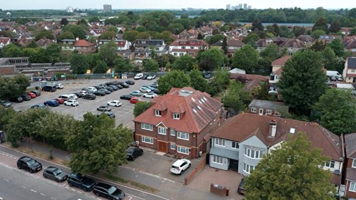 11 Bedroom Detached House For Sale In Great West Road, Isleworth, TW7
