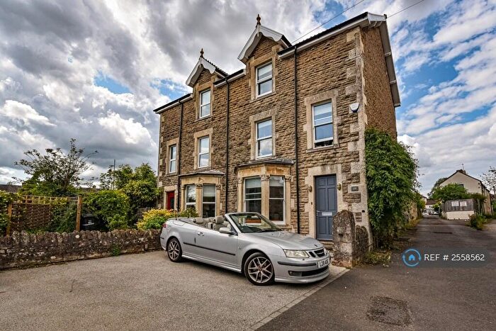 4 Bedroom Semi-Detached House To Rent In The Butts, Frome, BA11