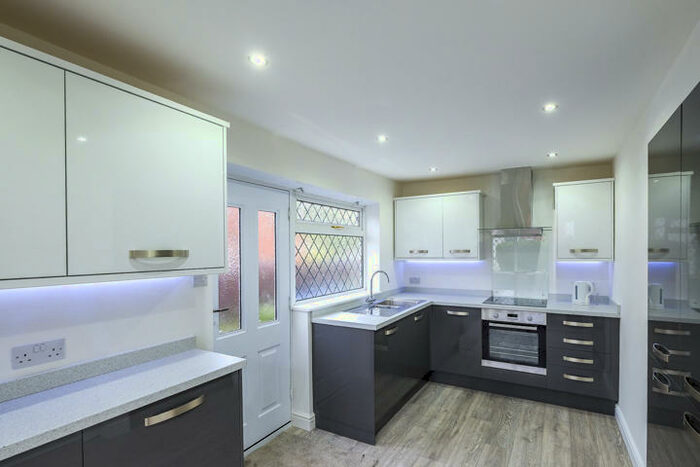 3 Bedroom Town House To Rent In West Park Avenue, Ashton, PR2
