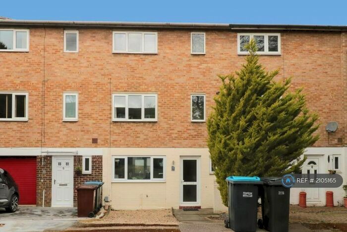 3 Bedroom Terraced House To Rent In Larkswood, Harlow, CM17