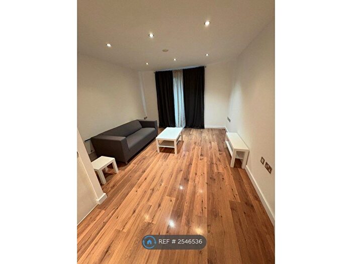 1 Bedroom Flat To Rent In Shire House, Sheffield, S11