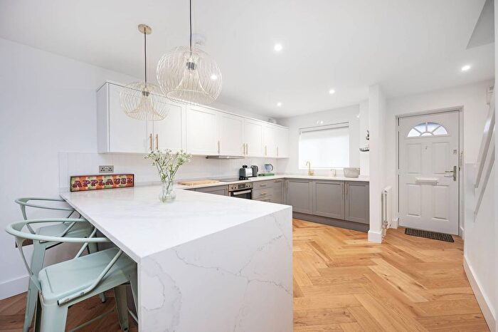2 Bedroom End Terrace House For Sale In Corfield Street, Bethnal Green, London, E2
