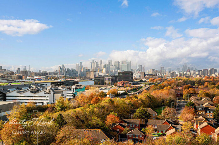 1 Bedroom Apartment For Sale In Galley House, Atlantis Avenue, Newham, E16