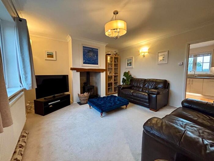 3 Bedroom End Of Terrace House For Sale In Horton Road, Hackleton, Northamptonshire, NN7