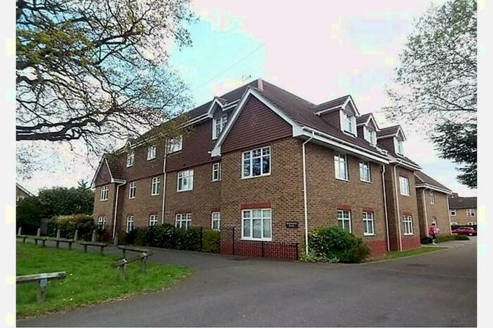 1 Bedroom Apartment To Rent In Wentworth Place, Vale Farm Road, Camberley, GU15