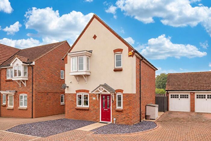 3 Bedroom Detached House For Sale In Stocking Road, Broadstairs, CT10