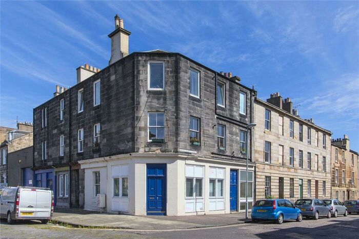 2 Bedroom Property To Rent In Prince Regent Street, Leith, Edinburgh, EH6