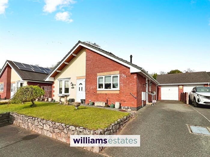 2 Bedroom Detached Bungalow For Sale In Cae Castan, Ruthin, LL15