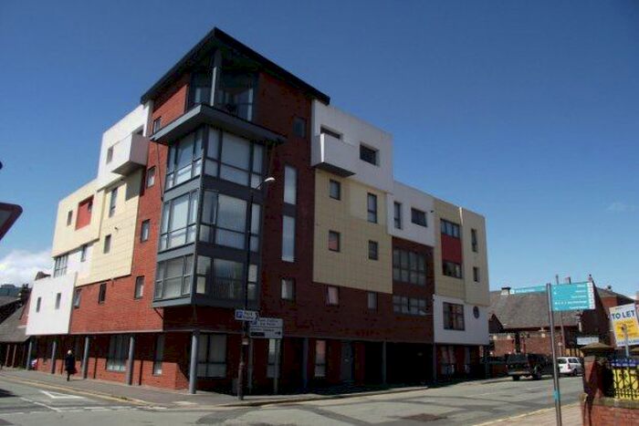 2 Bedroom Flat To Rent In Winmarleigh Street, Warrington, WA1