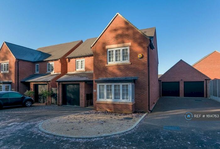 4 Bedroom Detached House To Rent In Yeoman Close, Bodicote, Banbury, OX15