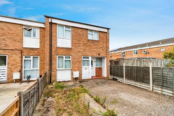 3 Bedroom End Of Terrace House For Sale In Northolt Gardens, Southampton, Hampshire, SO16