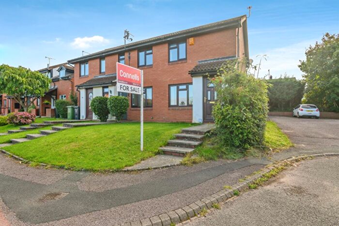 2 Bedroom End Of Terrace House For Sale In Bridle Road, Hereford, HR4