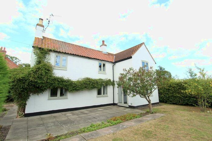 3 Bedroom Cottage To Rent In The Green, Hickling, Melton Mowbray, LE14