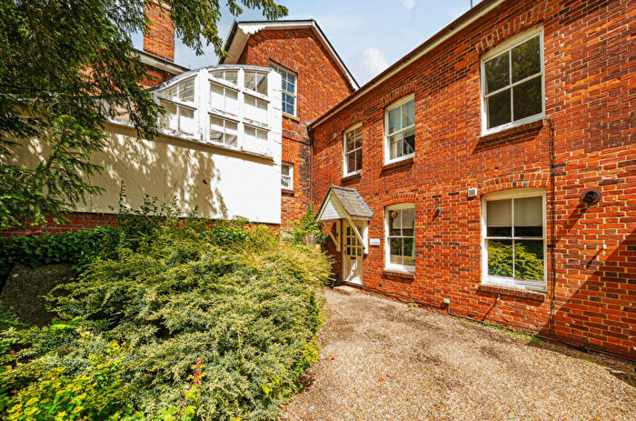 2 Bedroom House To Rent In Eastacre, Chaters Hill, Saffron Walden, Essex, CB10