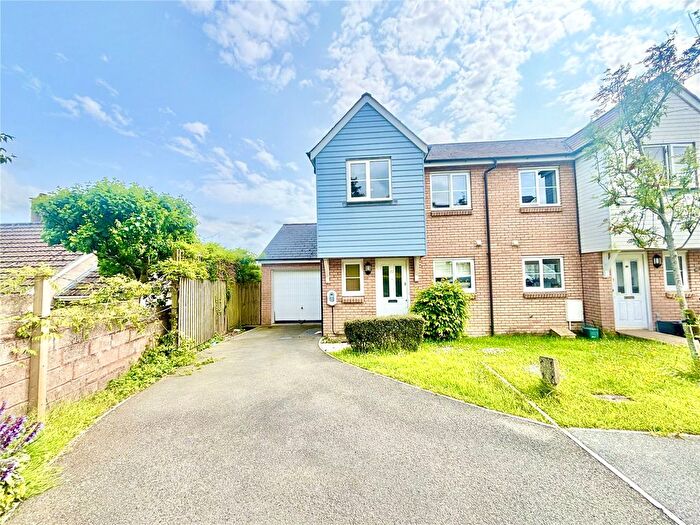 3 Bedroom Semi-Detached House For Sale In Kingdon Avenue, South Molton, Devon, EX36