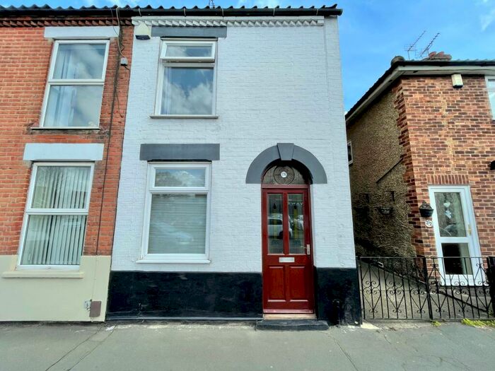 2 Bedroom End Of Terrace House To Rent In Heigham Street, Norwich, NR2
