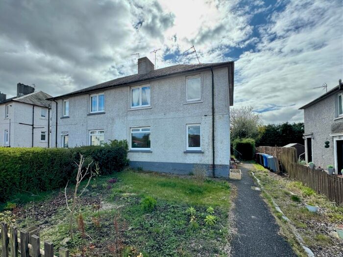 1 Bedroom Ground Maisonette To Rent In Clyde Avenue, Glasgow, G71
