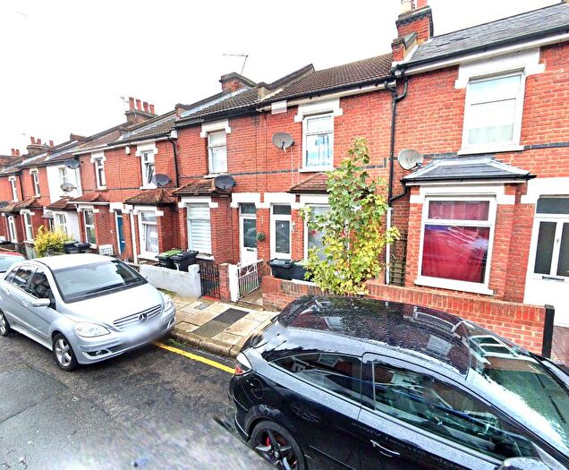 3 Bedroom Terraced House To Rent In Wingfield Road, Gravesend, Kent, DA12