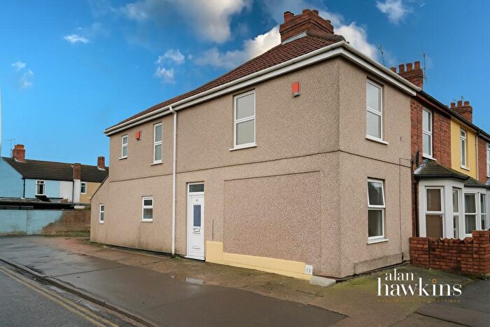 1 Bedroom Maisonette To Rent In Ipswich Street, Ferndale, SN2