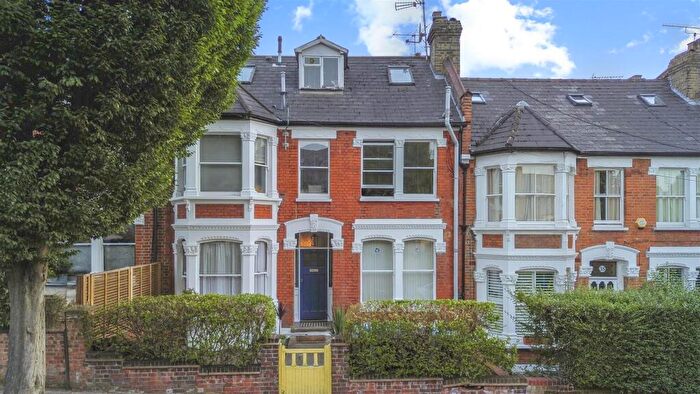 1 Bedroom Flat For Sale In Nelson Road, Crouch End, N8