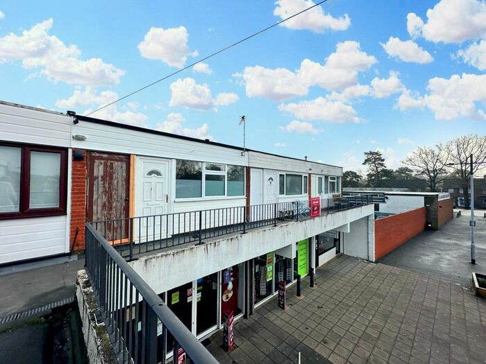 2 Bedroom Flat To Rent In Dean Parade, Berkshire Road, Camberley, GU15