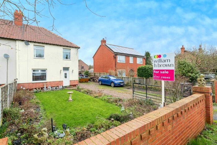 3 Bedroom Semi-Detached House For Sale In Hull Road, Cliffe, Selby, YO8