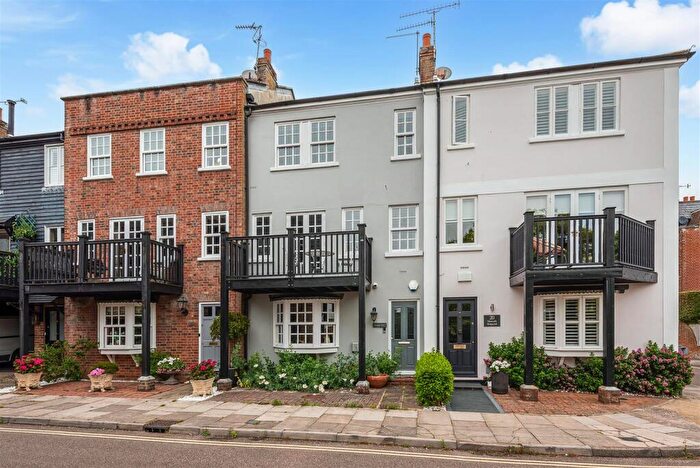 3 Bedroom Terraced House For Sale In Nineveh Shipyard, Arundel, BN18